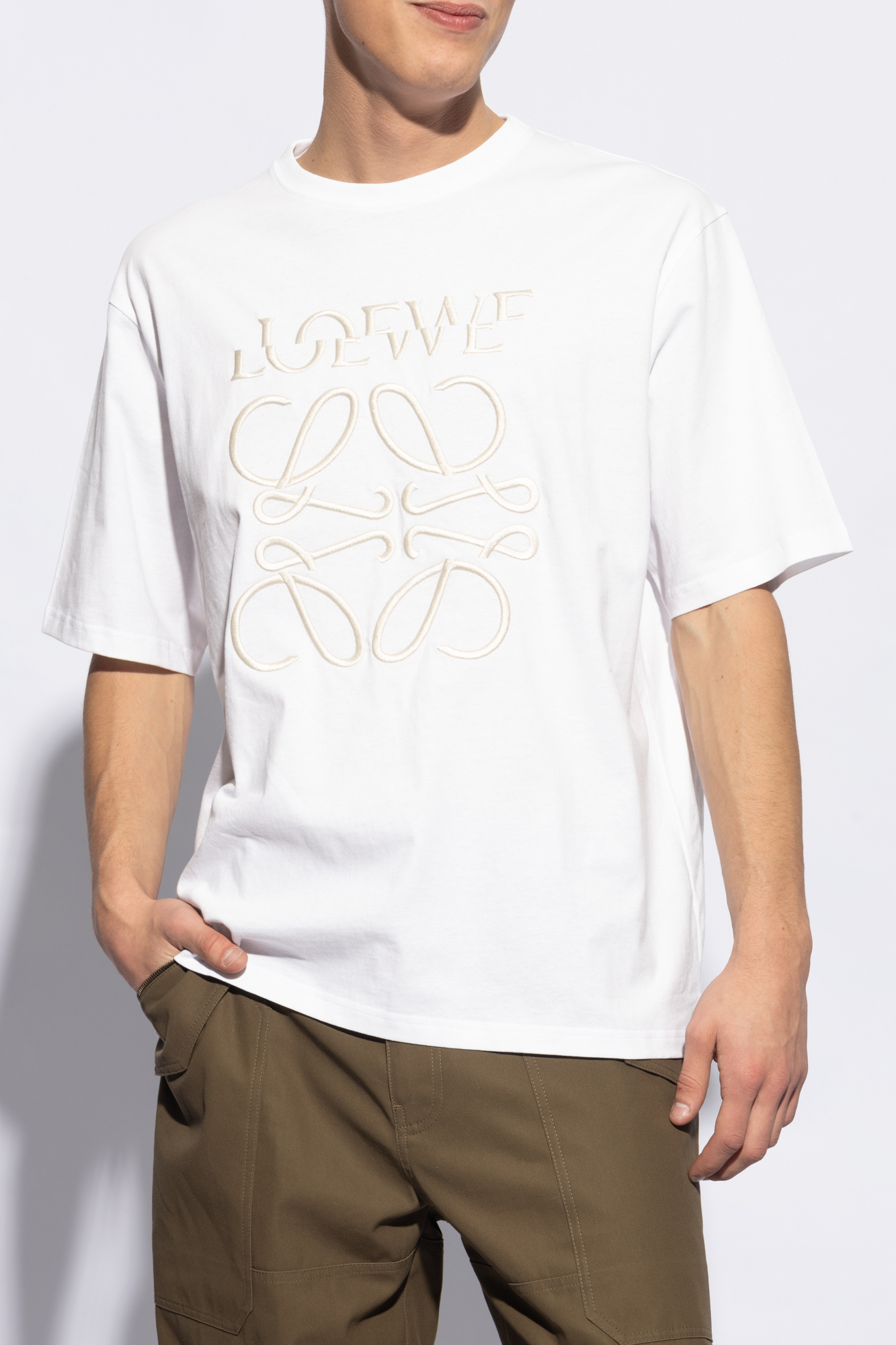 SchaferandweinerShops Grenada White T shirt with logo Loewe loewe green coat